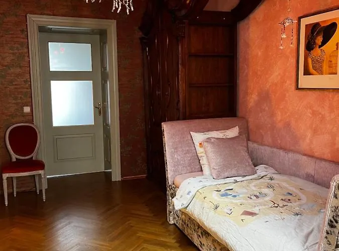 Le Papillon De Boheme Apartment *
